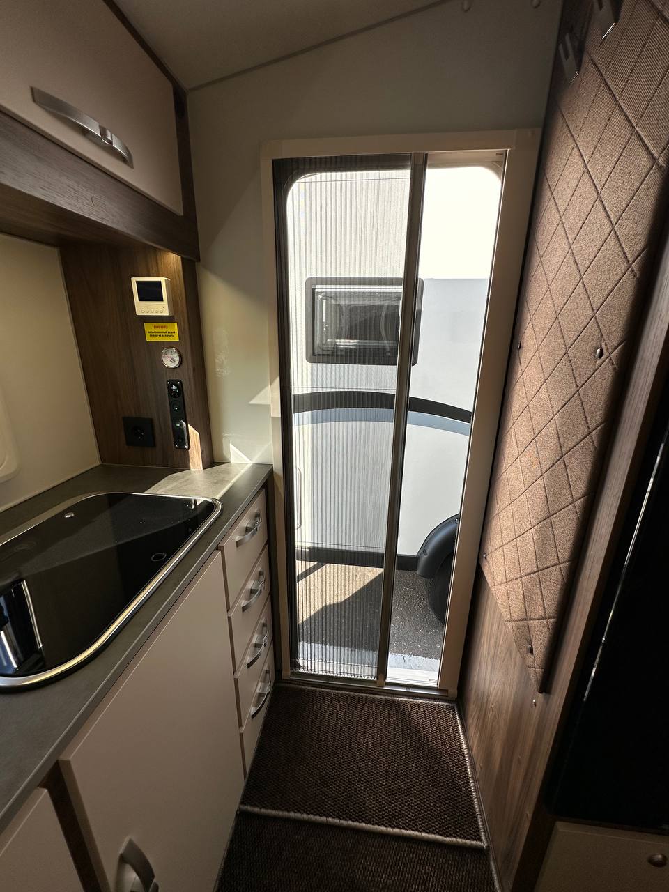 Миниатюра 10