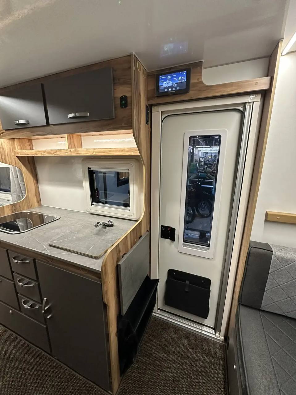 Фото Sputnik 400 Terra Extra