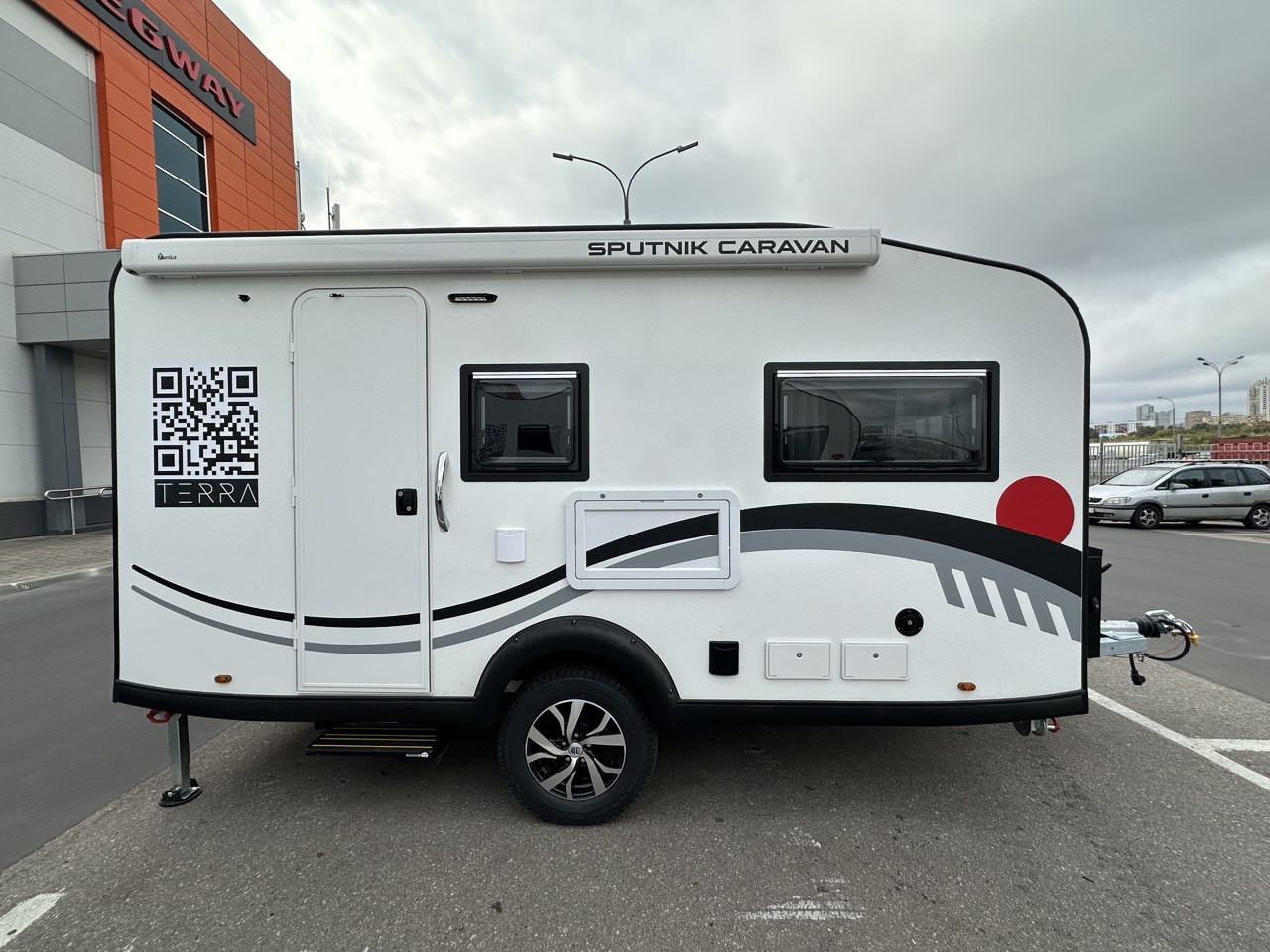 Основное изображение